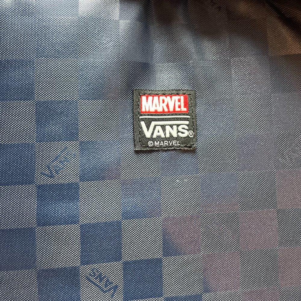 Vans CAPTAIN MARVEL Girls Backpack/Schoolbag, Racing Red VN0A3QXFIZQ NEW - Picture 10 of 14